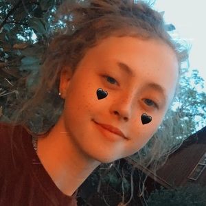 Meet your Posher, Alexandra